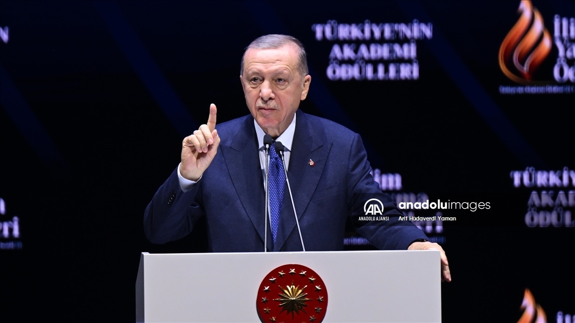 Cumhurbaşkanı Erdoğan, "İlim Yayma Ödülleri" töreninde konuştu