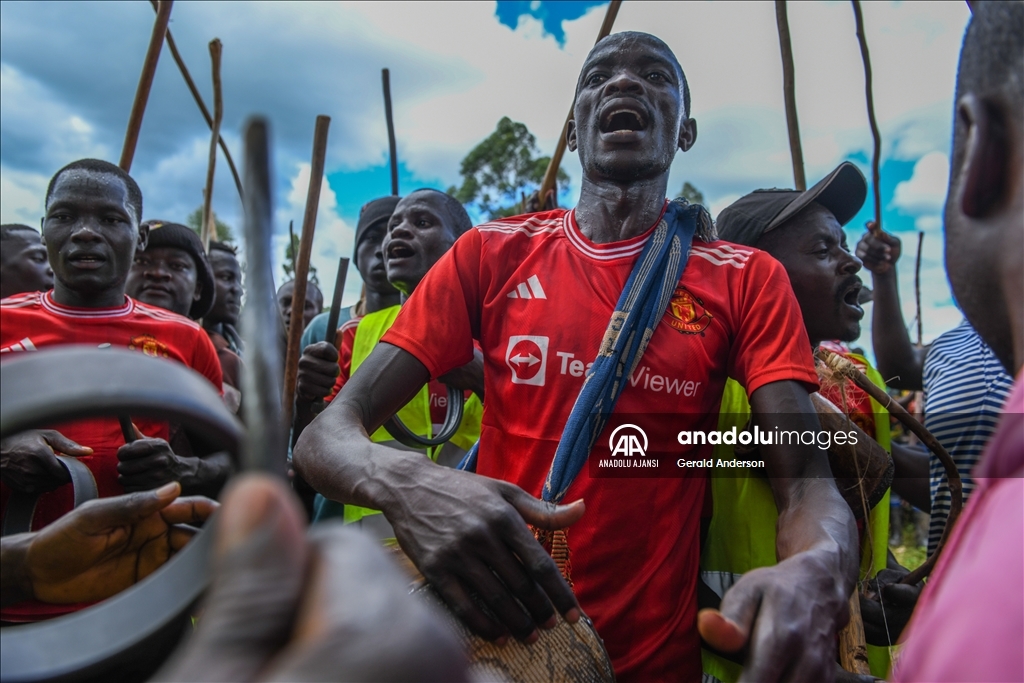 Kenya'da geleneksel boğa güreşleri