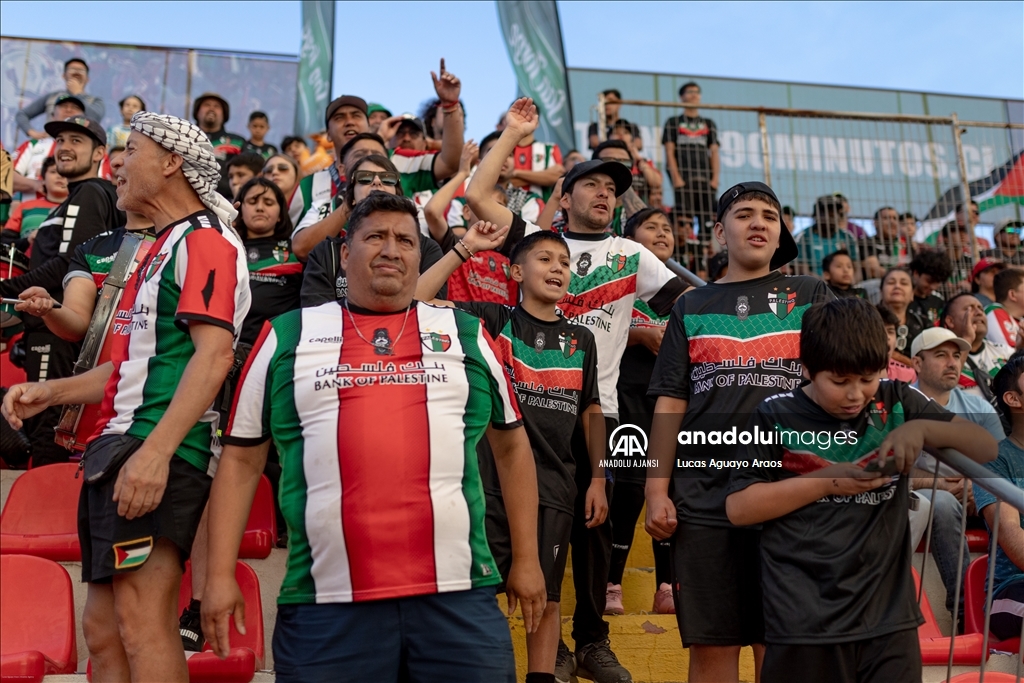 Şili'deki Filistin göçmenleri tarafından kurulan, Palestino futbol kulübü