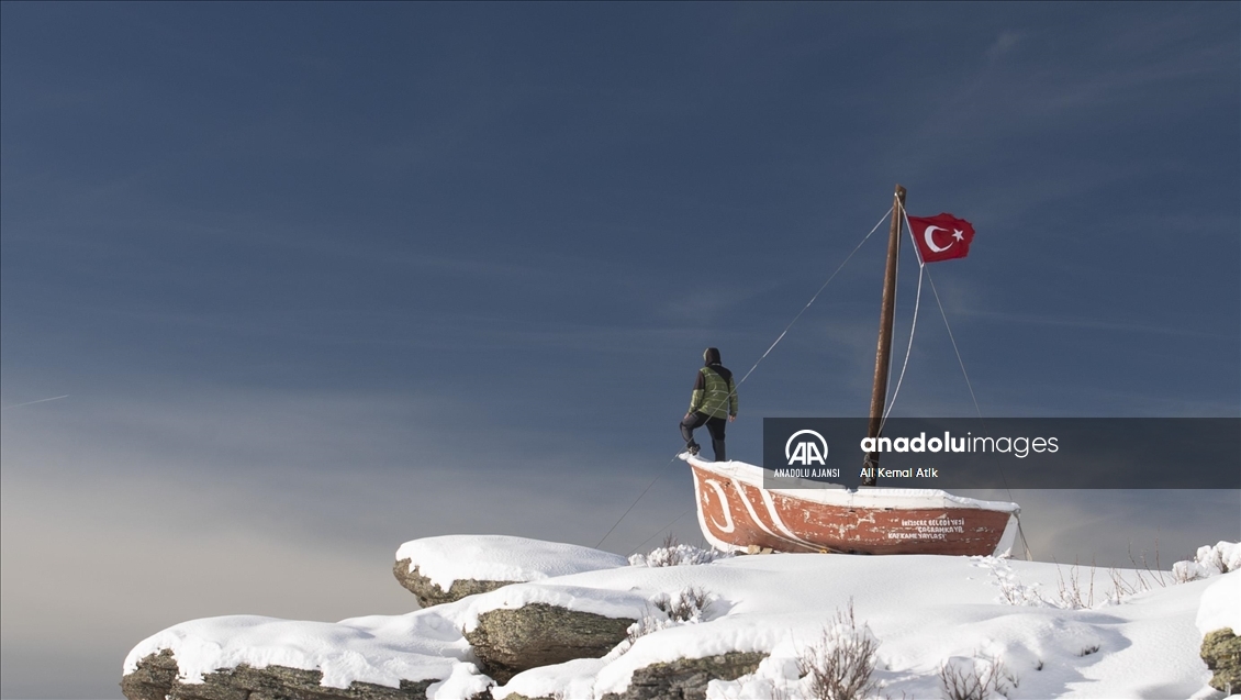 Rize'nin yüksek kesimleri kar yağışının ardından farklı bir güzelliğe büründü
