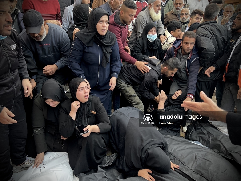 İsrail ordusunun Gazze Şeridi’ne yönelik saldırıları devam ediyor
