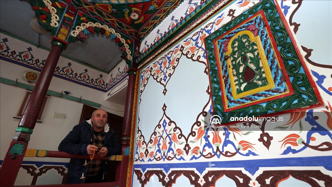 Ahşap işlemeli 150 yıllık köy odalarında buluşma geleneği sürdürülüyor