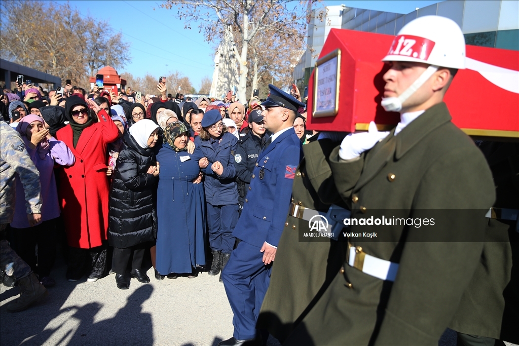 Şehit Piyade Sözleşmeli Er Emre Taşkın Malatya'da son yolculuğuna uğurlandı