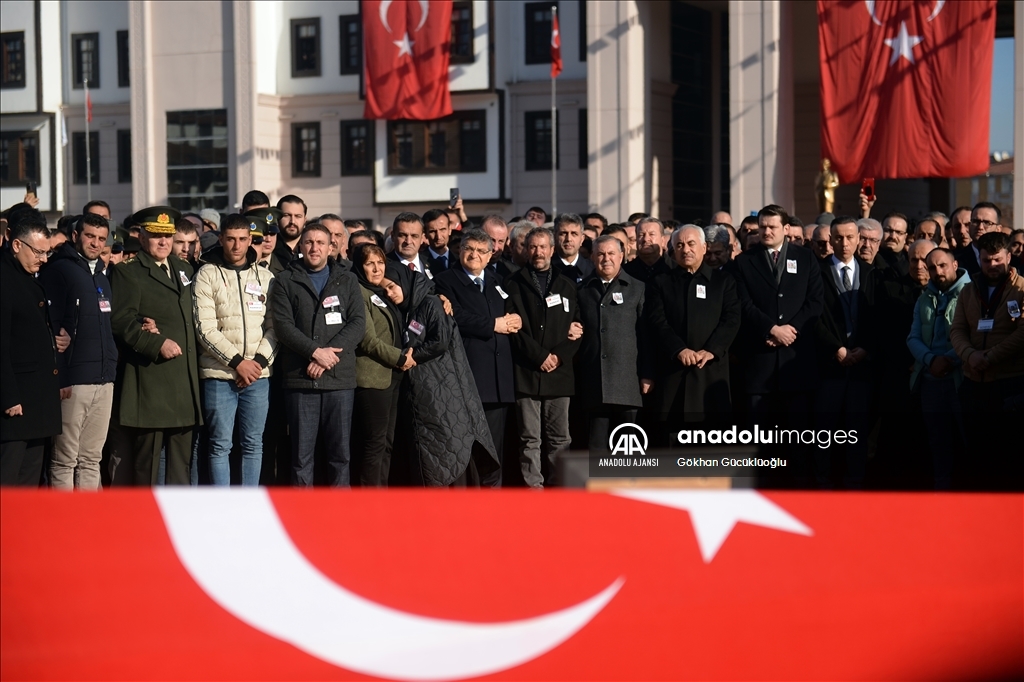 Piyade Sözleşmeli Er Çağatay Erenoğlu'nun cenazesi memleketi Sinop'ta toprağa verildi