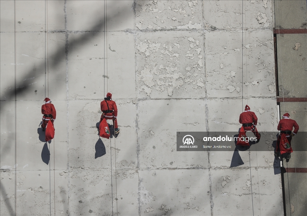 Saraybosna'da Noel Baba