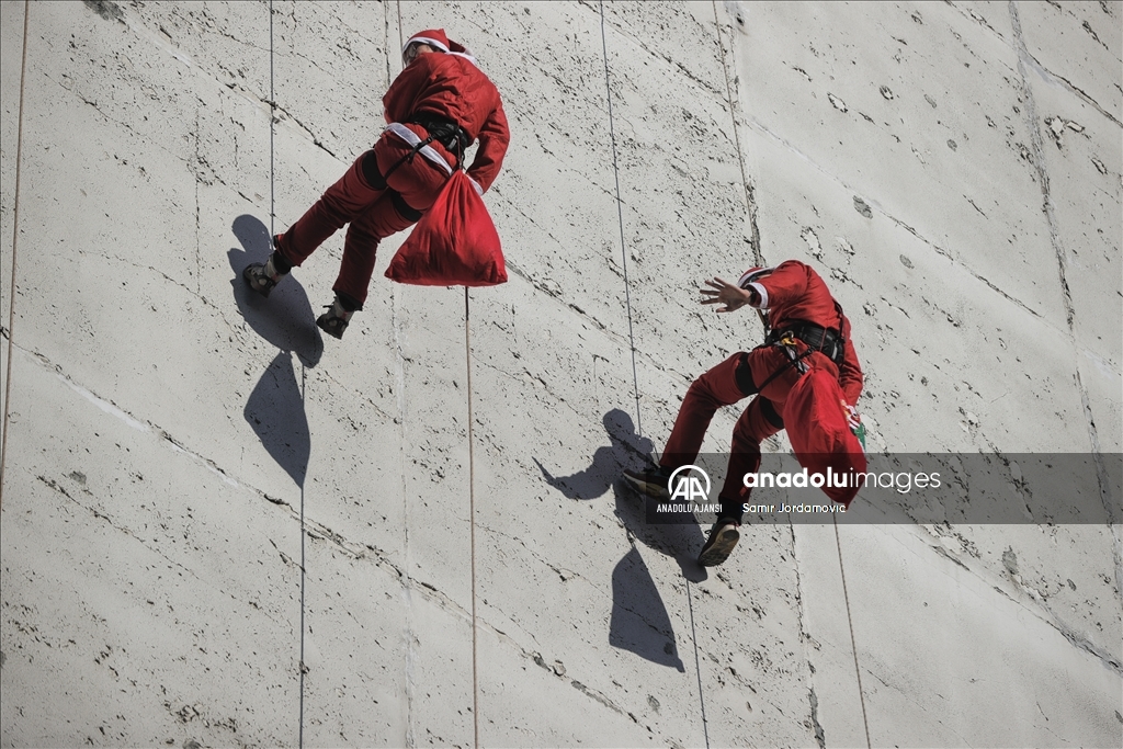 Saraybosna'da Noel Baba