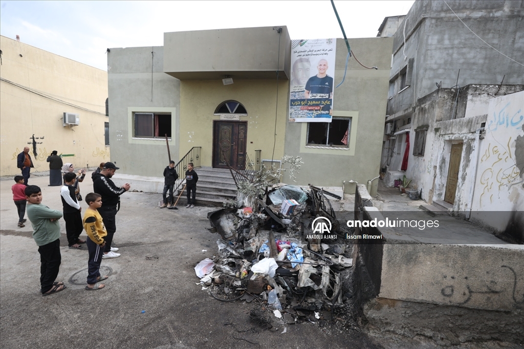 İsrail ordusu Batı Şeria'da Tulkerim kenti ile Nur Şems Mülteci Kampı'na saldırı düzenledi