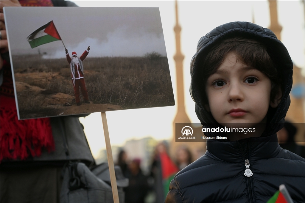 Beyrut'ta Gazzeli çocuklar için "Noel buluşması" gösterisi yapıldı