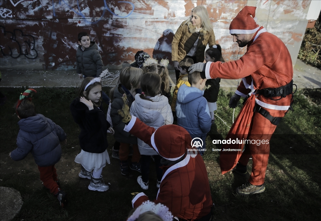 Saraybosna'da Noel Baba