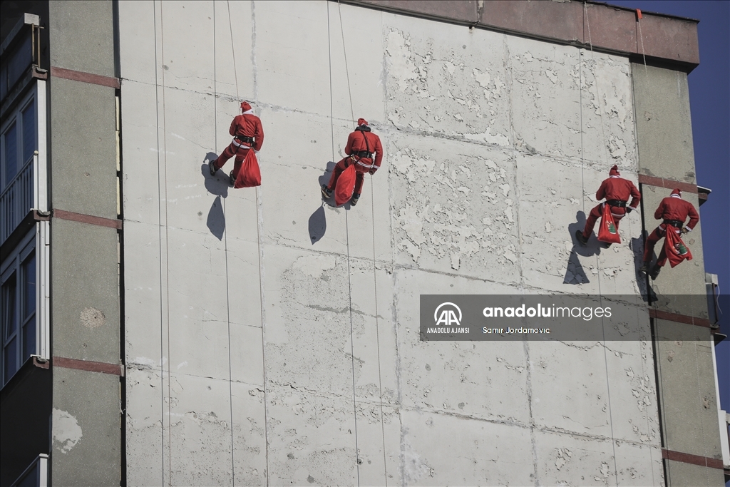 Saraybosna'da Noel Baba