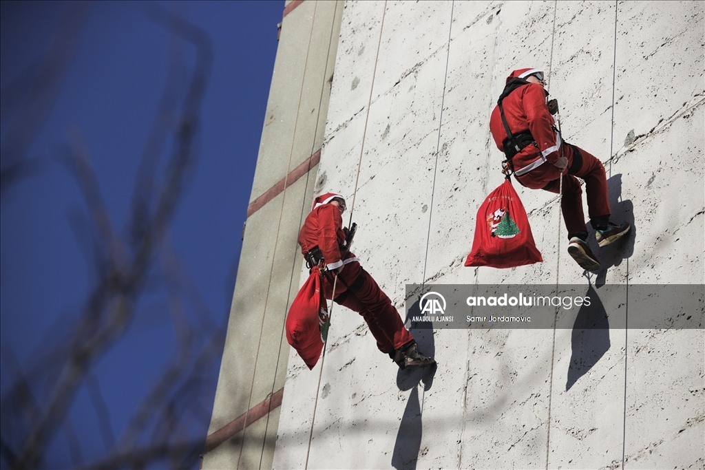 Saraybosna'da Noel Baba