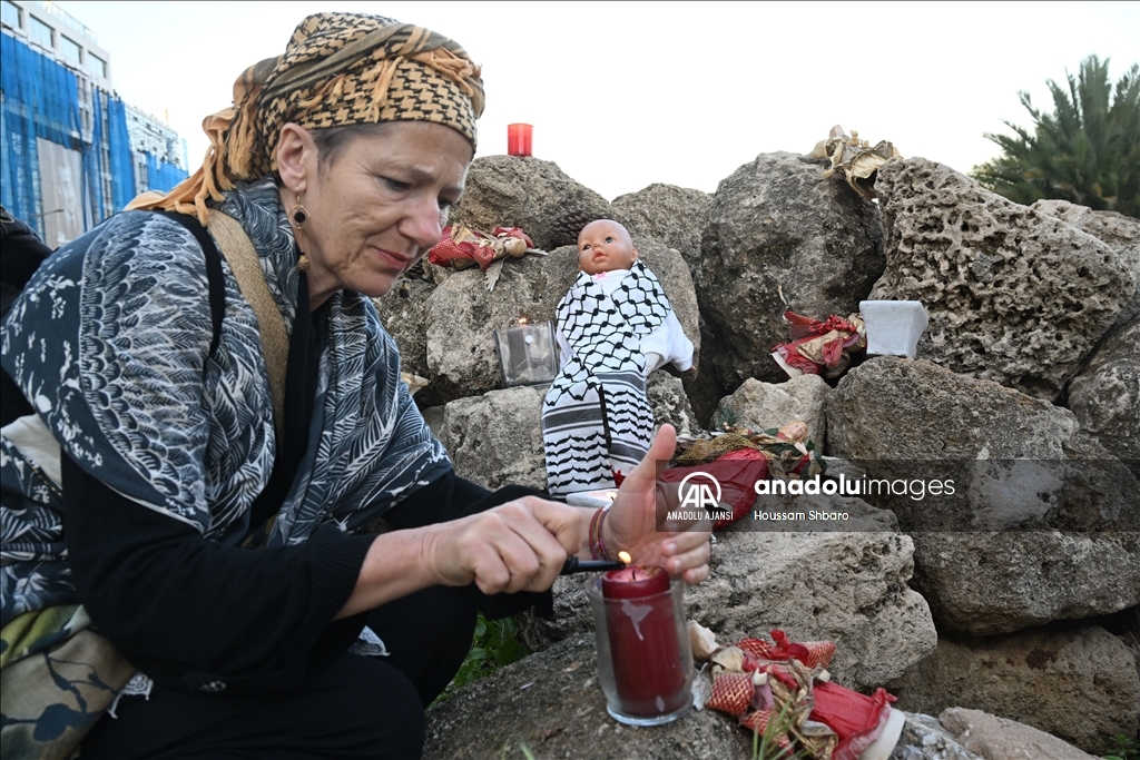 Beyrut'ta Gazzeli çocuklar için "Noel buluşması" gösterisi yapıldı
