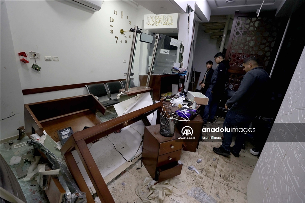 İsrail güçleri, işgal altındaki Batı Şeria'da bir Filistinliyi öldürdü, 13 kişiyi yaraladı