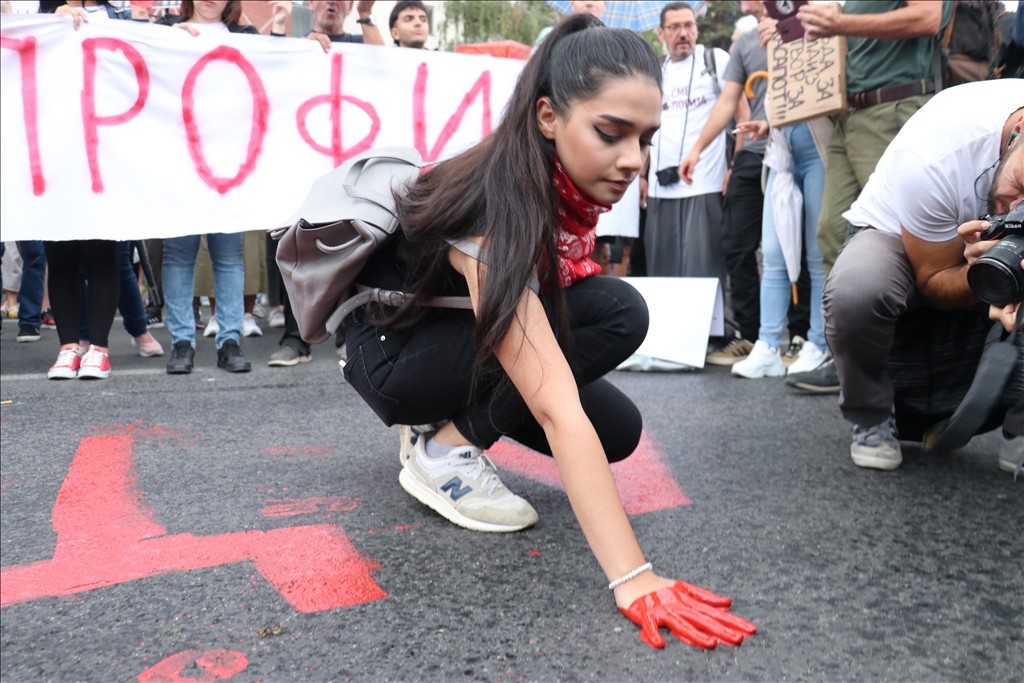 Shkup, qytetarët marshojnë kundër ndodhive në Klinikën për Onkologji