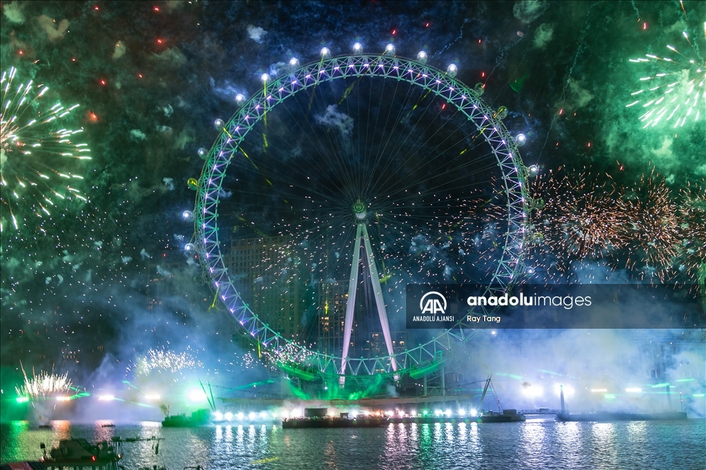 Londra'da yeni yıl kutlamaları