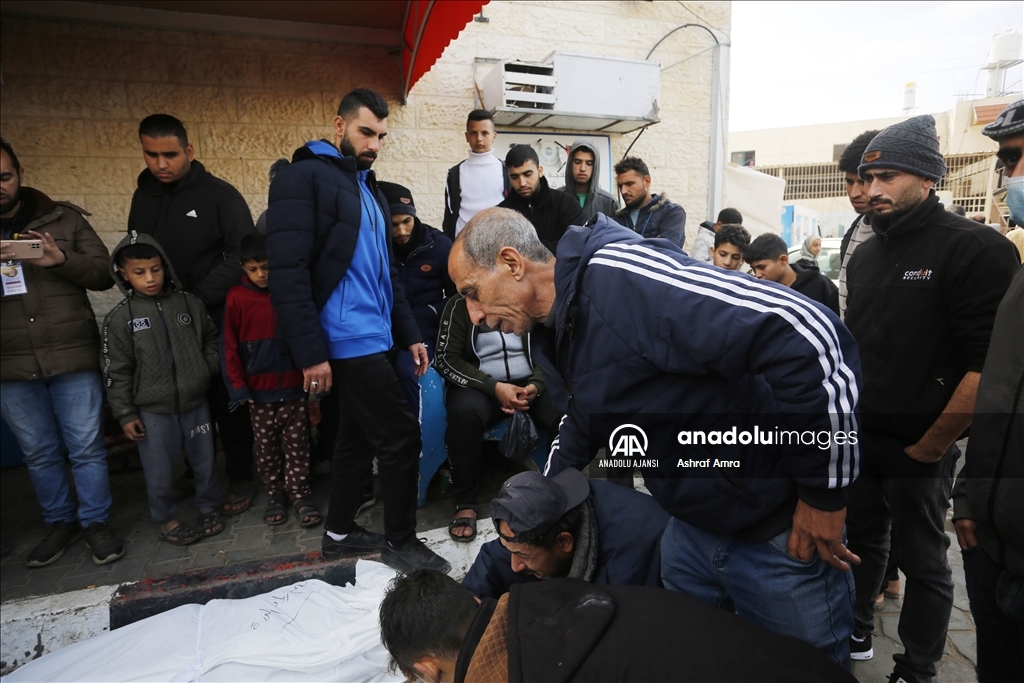 İsrail ordusunun Gazze Şeridi’ne yönelik saldırıları devam ediyor