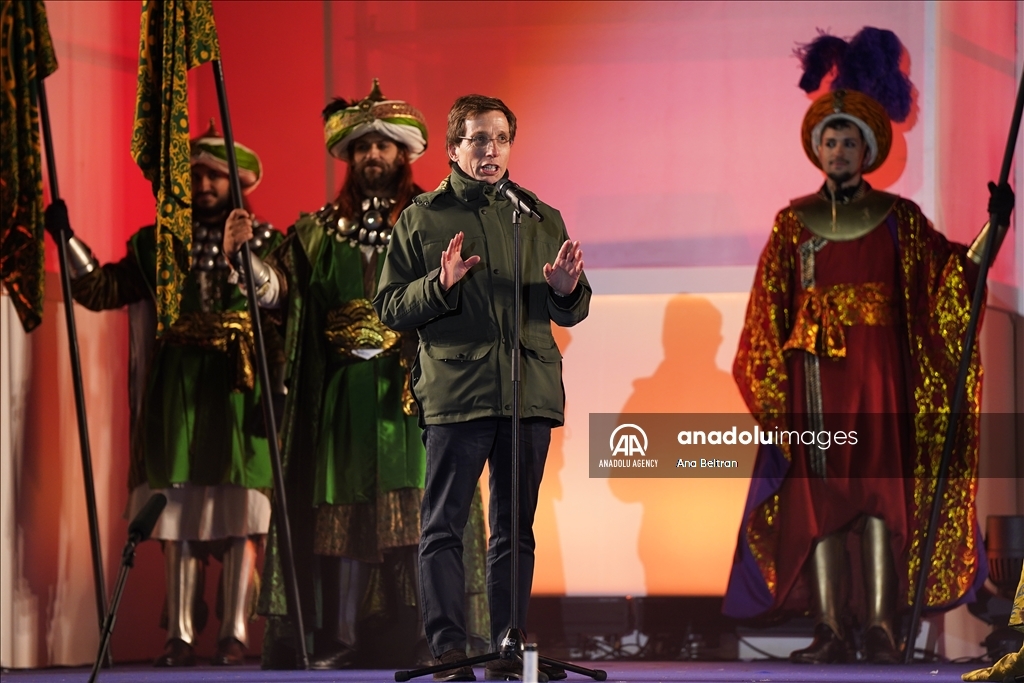 В Мадриде прошел традиционный детский праздник - «Кавалькада Трех Королей»