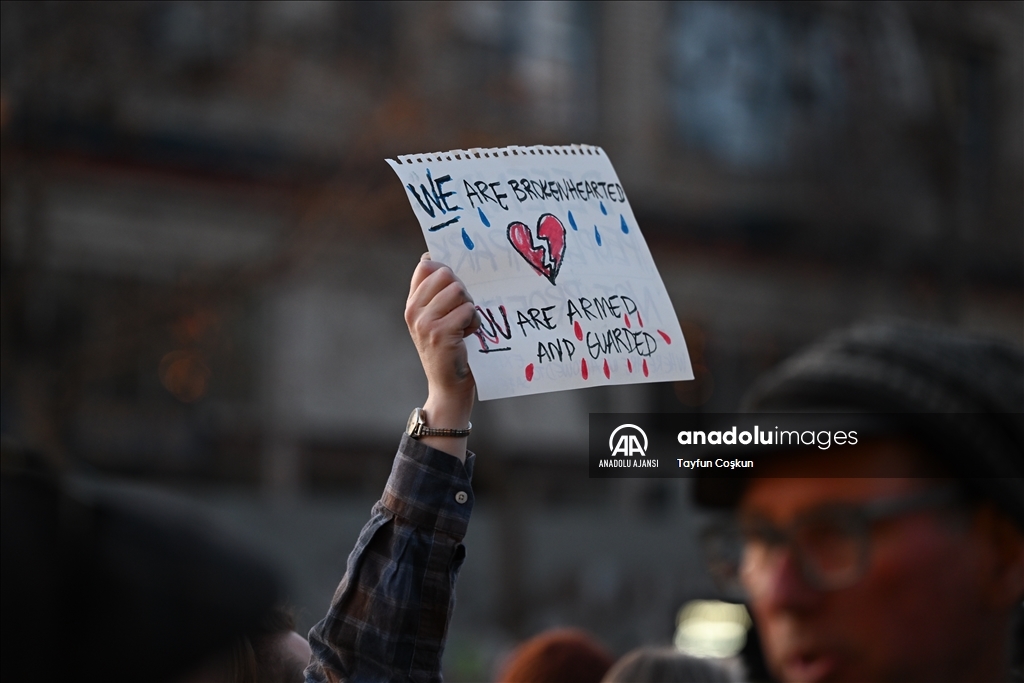 Kaliforniya'daki Berkeley Üniversitesi, protestolara rağmen People’s Park çevresini konteynerlerle kapatıyor
