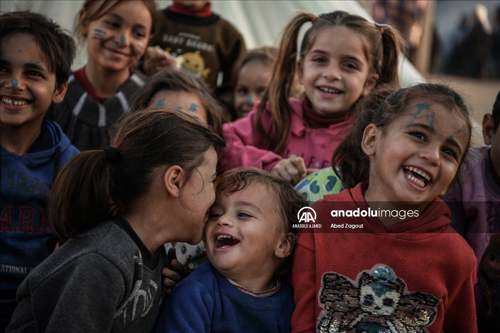 Savaşın masum mağdurları: Gazzeli çocuklar