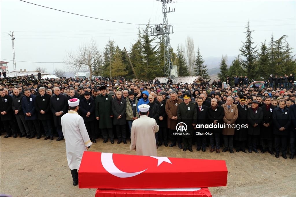 Şehit Piyade Uzman Çavuş Samet Aslan, Amasya'da son yolculuğuna uğurlandı