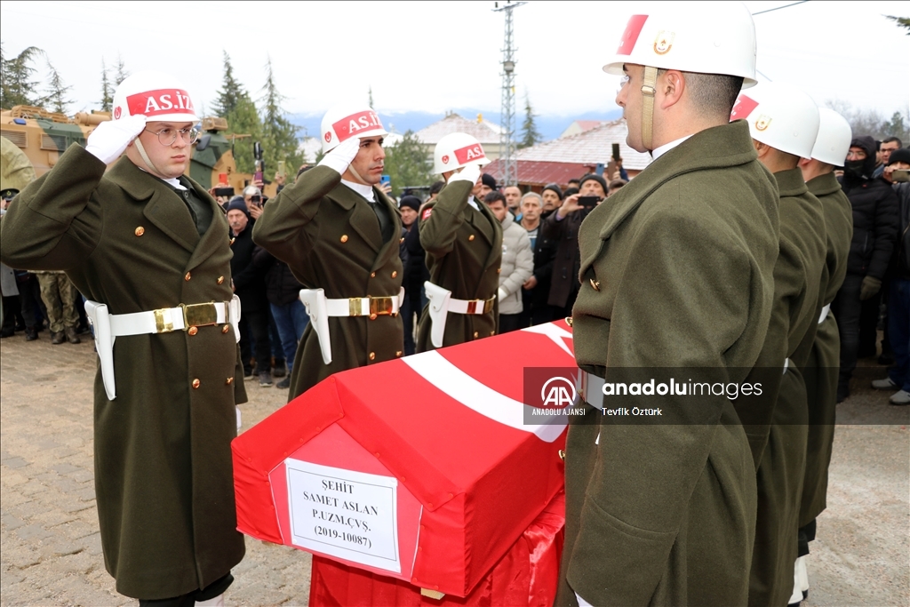 Şehit Piyade Uzman Çavuş Samet Aslan, Amasya'da son yolculuğuna uğurlandı