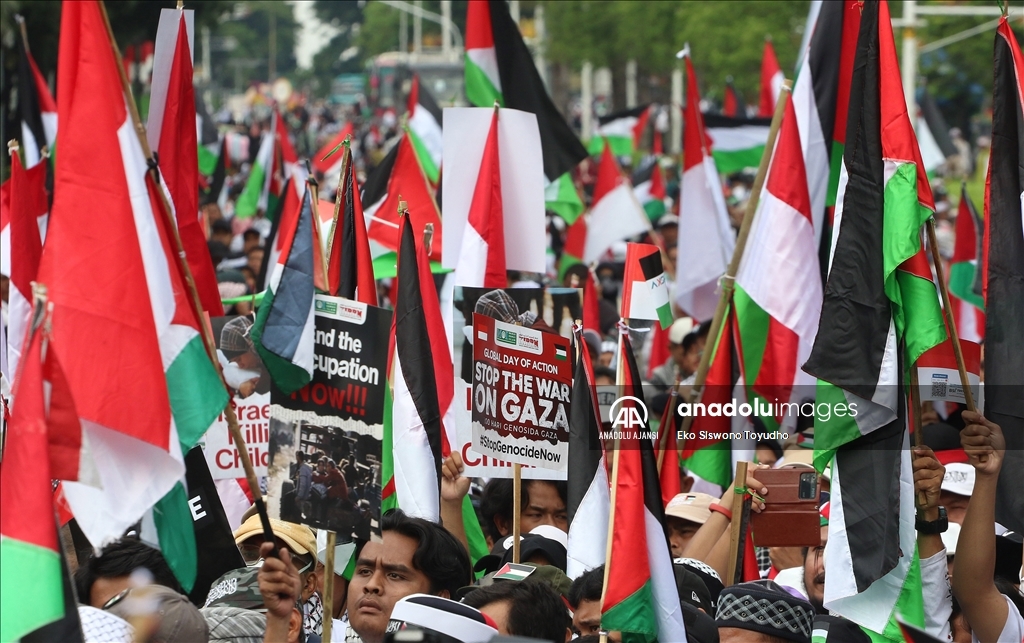 Endonezya'da Gazze'ye destek gösterisi
