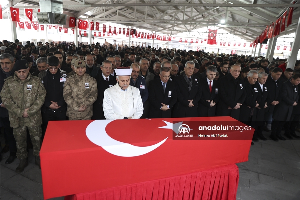 Şehit Uzman Çavuş Gün, Gaziantep'te son yolculuğuna uğurlandı