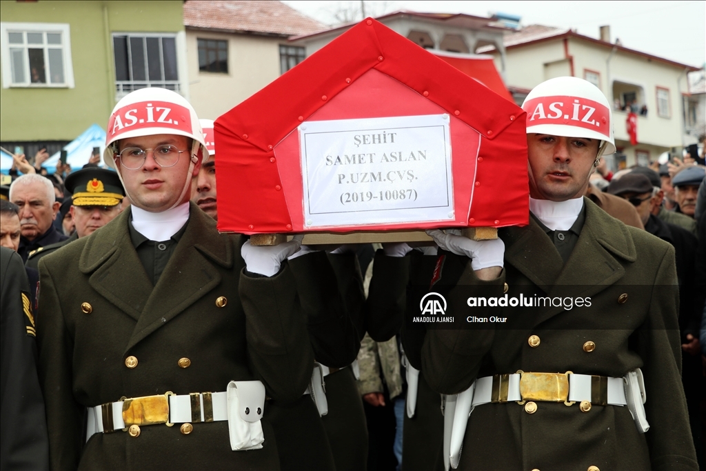 Şehit Piyade Uzman Çavuş Samet Aslan, Amasya'da son yolculuğuna uğurlandı