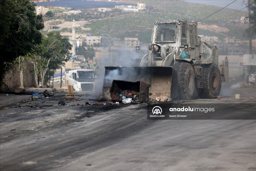 İsrail güçleri, Batı Şeria'daki El-Faria Mülteci Kampı'na baskın düzenledi