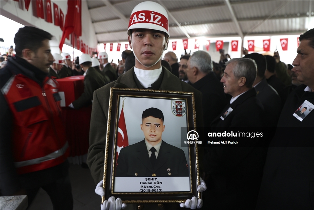 Şehit Uzman Çavuş Gün, Gaziantep'te son yolculuğuna uğurlandı