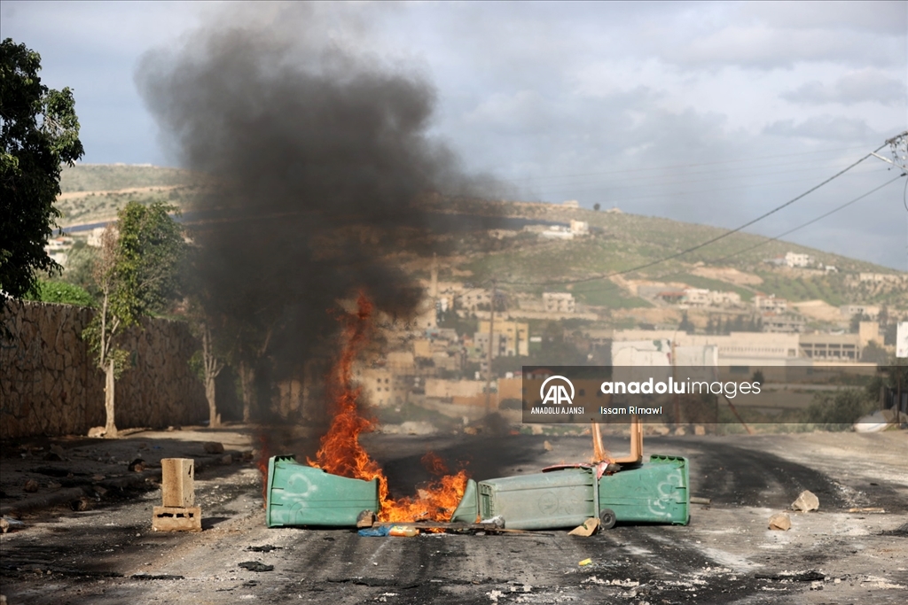 İsrail güçleri, Batı Şeria'daki El-Faria Mülteci Kampı'na baskın düzenledi