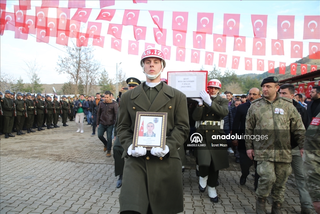 Şehit Sözleşmeli Er Özdemir, Kahramanmaraş'ta son yolculuğuna uğurlandı