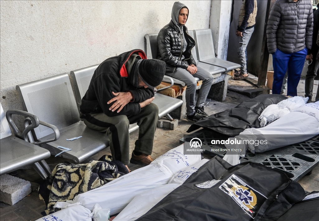 İsrail ordusunun Gazze Şeridi’ne yönelik saldırıları devam ediyor