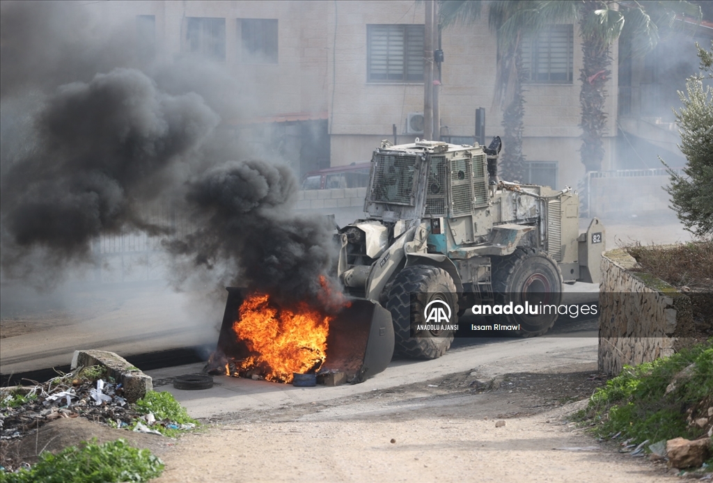 İsrail güçleri, Batı Şeria'daki El-Faria Mülteci Kampı'na baskın düzenledi