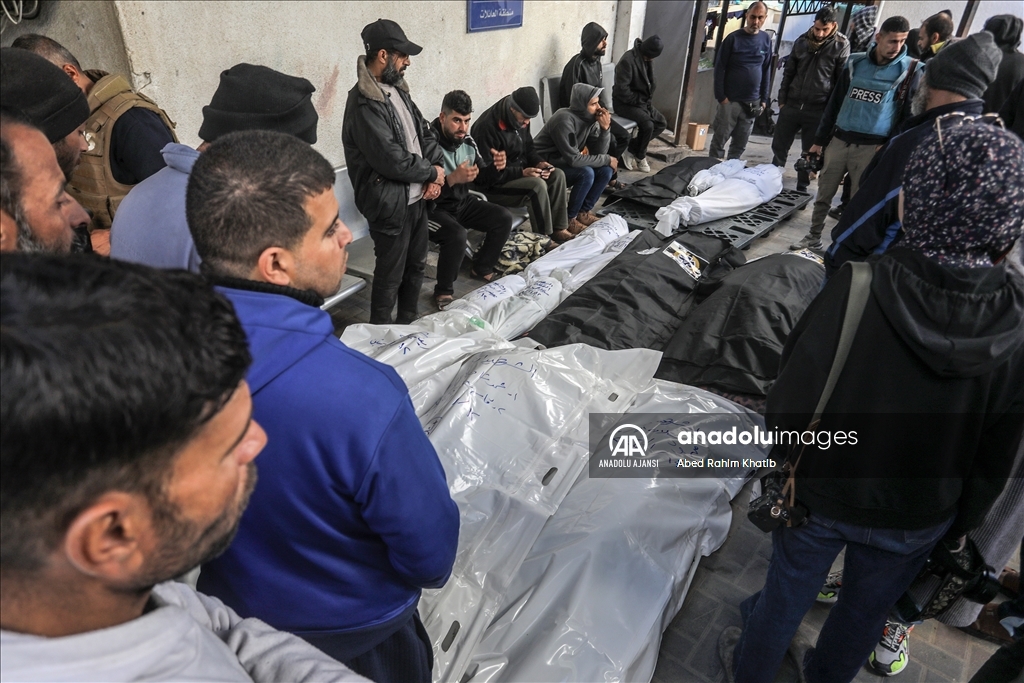 İsrail ordusunun Gazze Şeridi’ne yönelik saldırıları devam ediyor