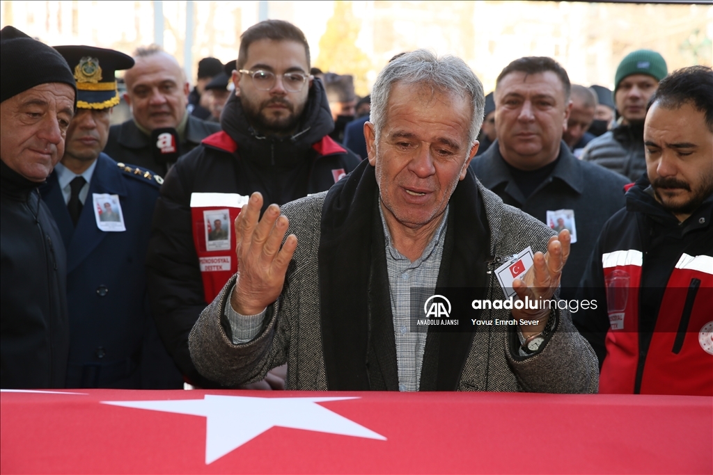 Sözleşmeli Er Evcin, Eskişehir'de son yolculuğuna uğurlandı