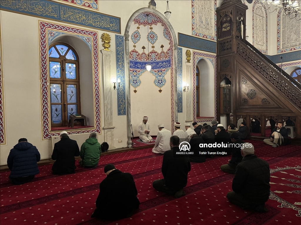 Kocaeli'de şehitler için sabah namazında dua edildi