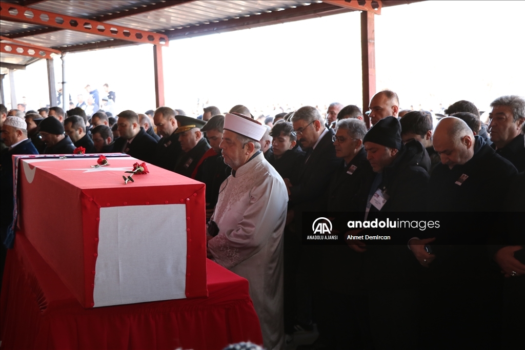 Şehit Sözleşmeli Er Kemal Batur, Niğde'de son yolculuğuna uğurlandı