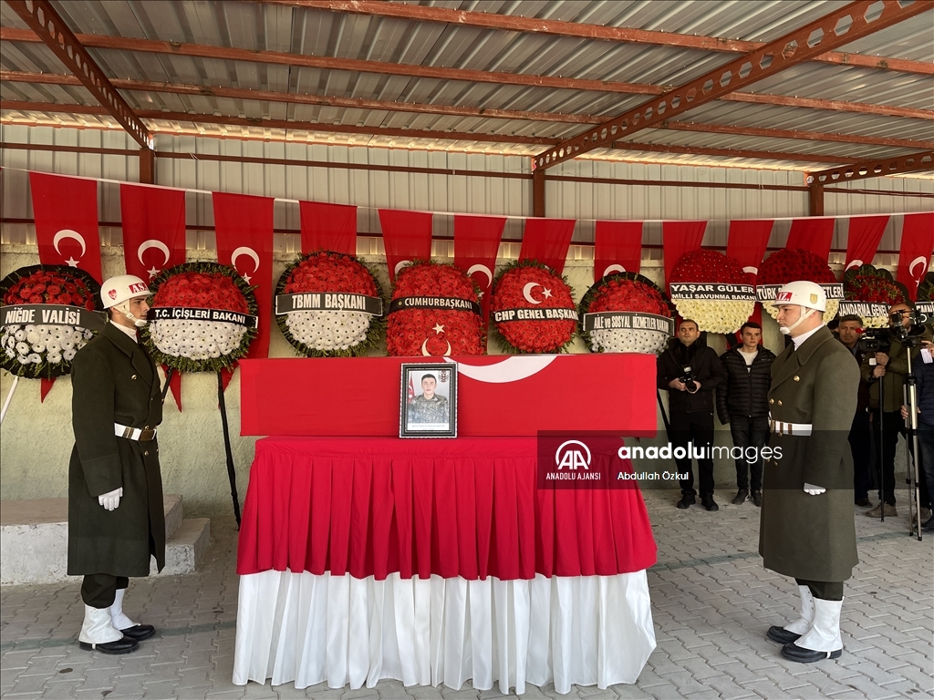 Şehit Sözleşmeli Er Kemal Batur, Niğde'de son yolculuğuna uğurlandı