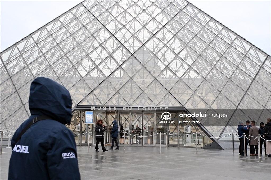 Louvre Museum Admission Fees Rises Ahead Of Paris 2024 Olympic Games   Thumbs B2 33dbe711aa4a2cbe954bf6b30c99ee68 