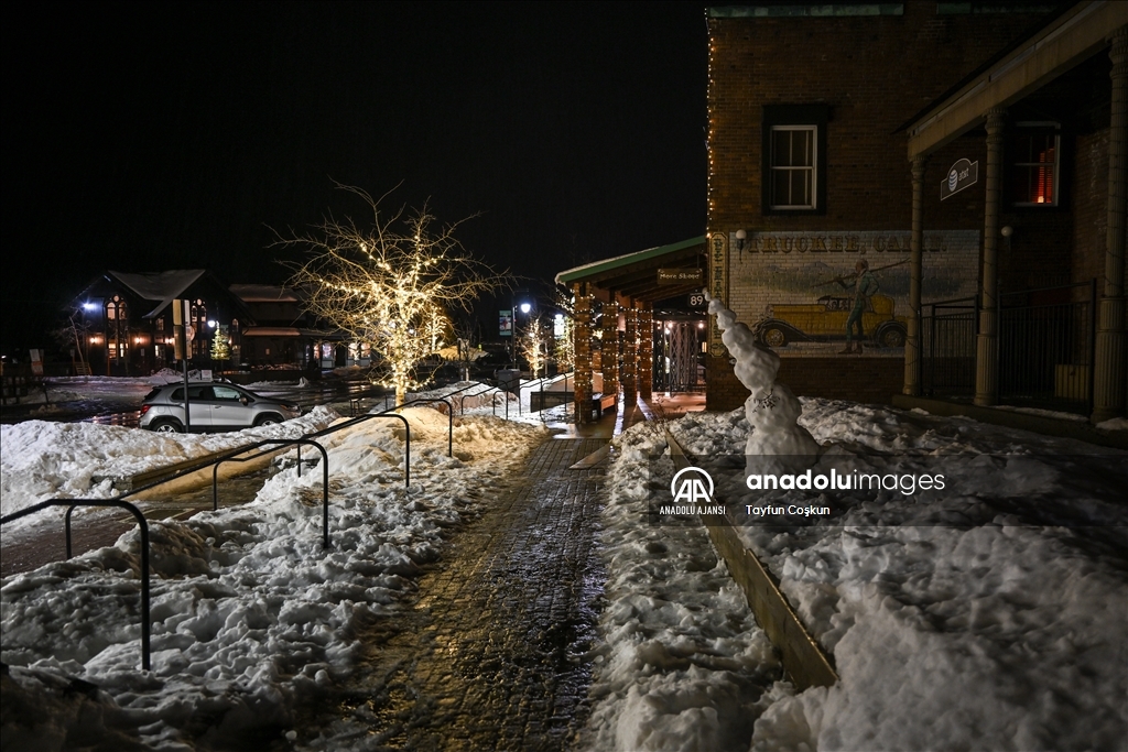 Kaliforniya eyaletinin South Lake Tahoe kentinde kış