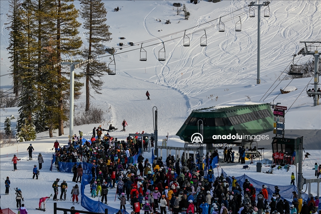 Kaliforniya eyaletinin South Lake Tahoe kentinde kış