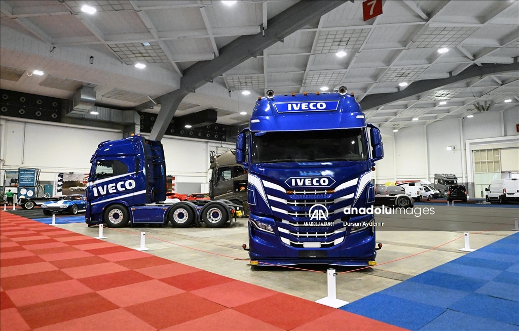 Klasik otomobiller Brüksel’de sergilendi