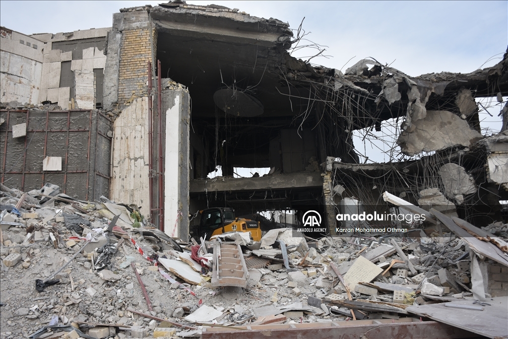 تواصل جهود البحث والإنقاذ لمبني استهدفه الحرس الثوري الإيراني في أربيل