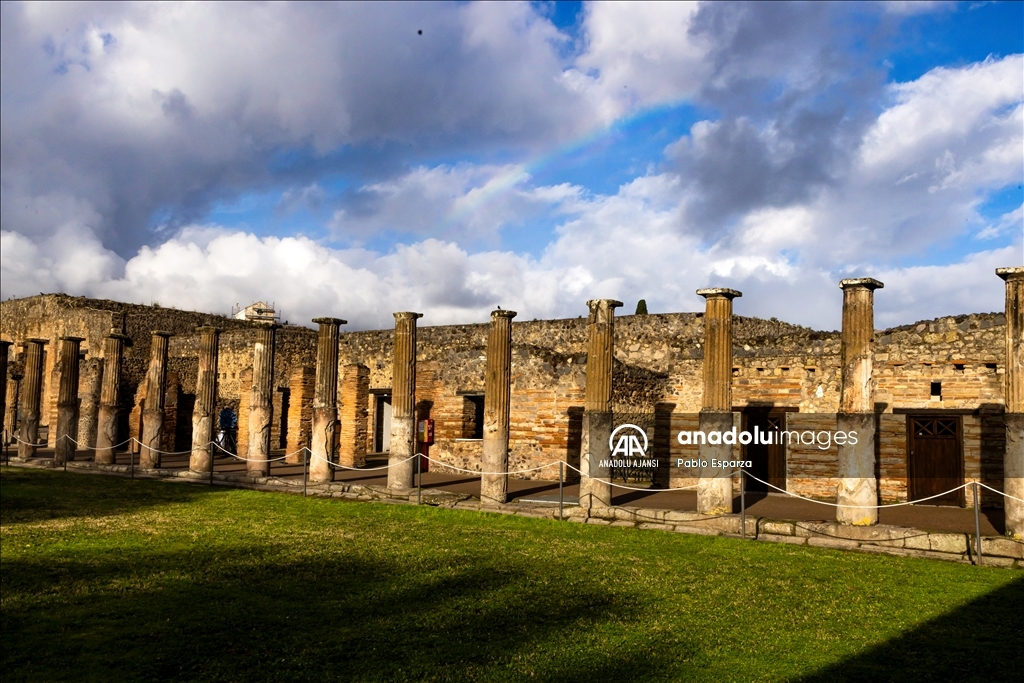 Antik Roma Kenti Pompeii'deki kazılar yeni keşifler sunuyor