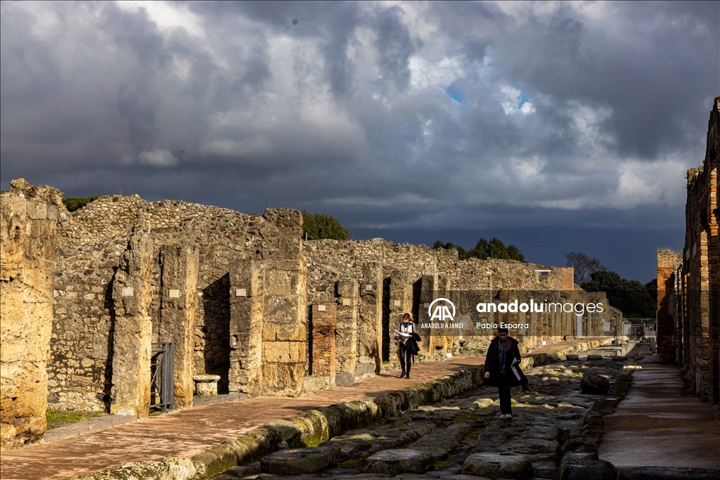 Antik Roma Kenti Pompeii'deki kazılar yeni keşifler sunuyor