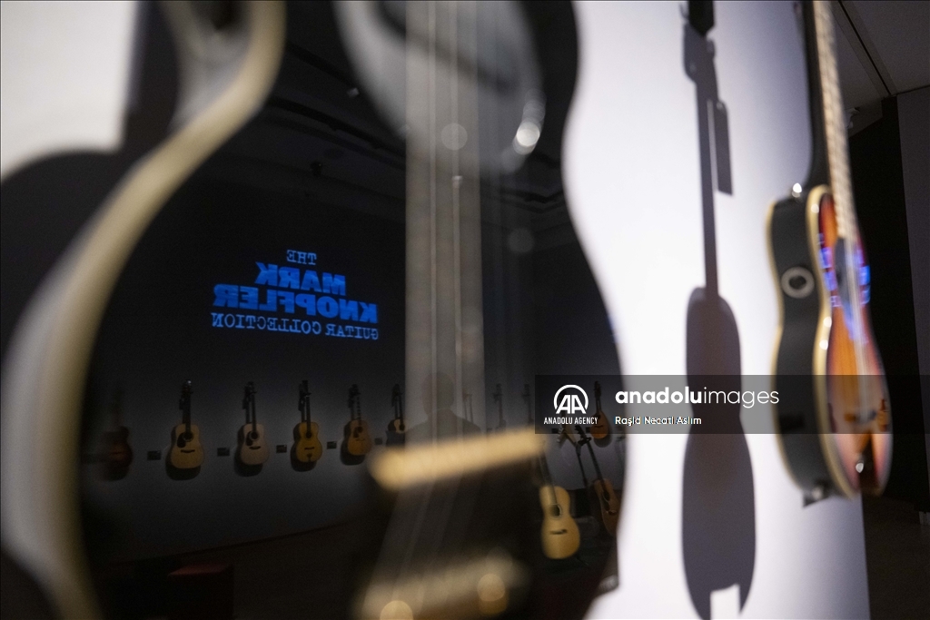 Press preview for personal guitar collection of Mark Knopfler's in UK