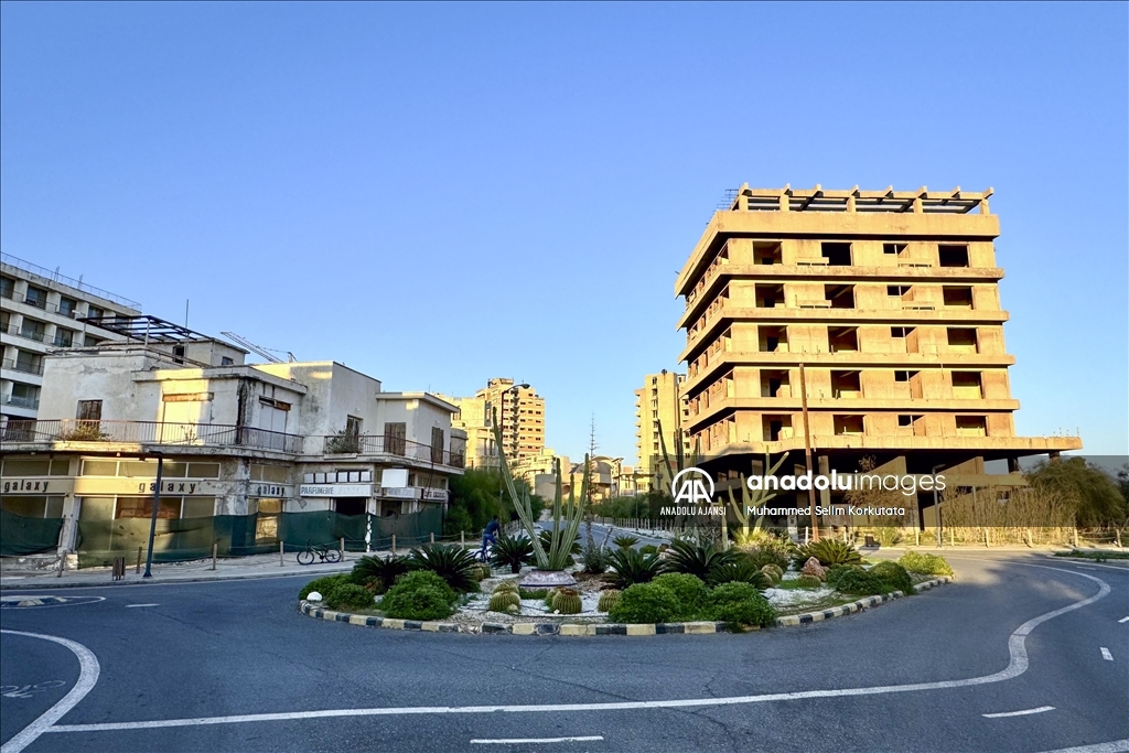 KKTC sınırları içerisinde yer alan Kapalı Maraş bölgesi ziyaretçilerin ilgisini çekiyor