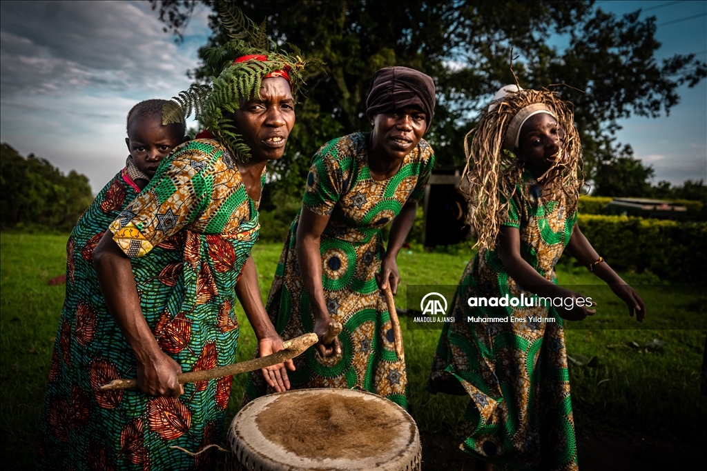Uganda'da geleneksel dans