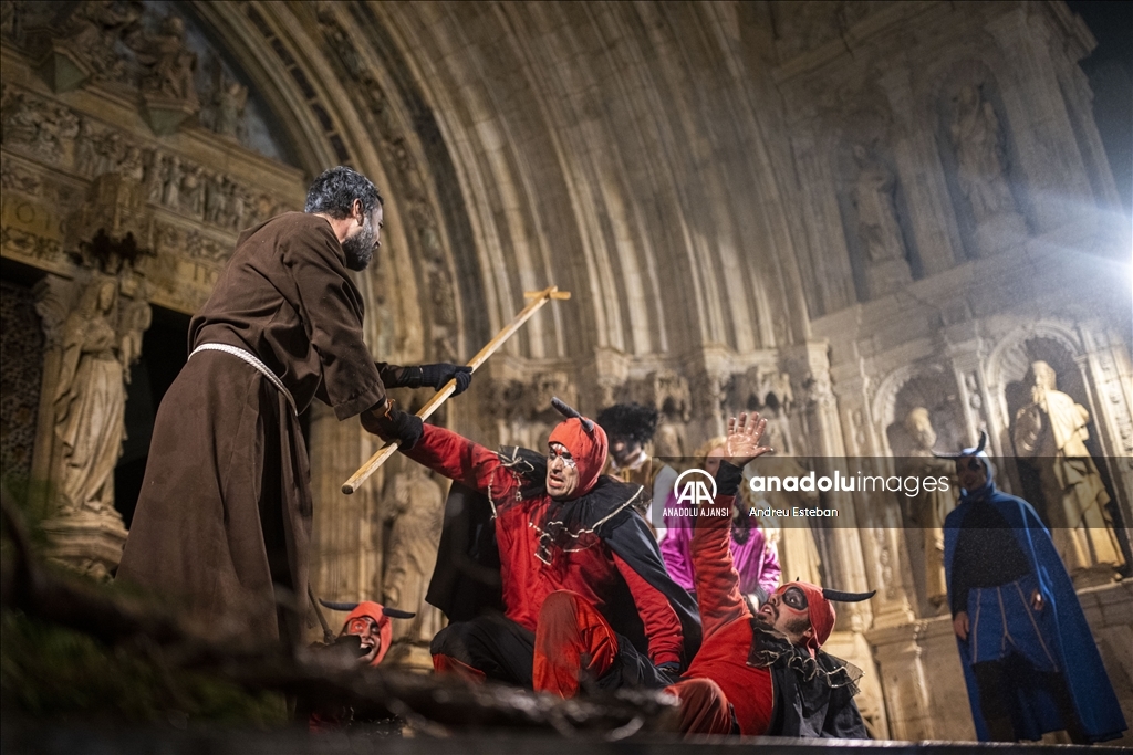 İspanya'nın Morella kentinde geleneksel Sant Antoni Festivali kutlandı